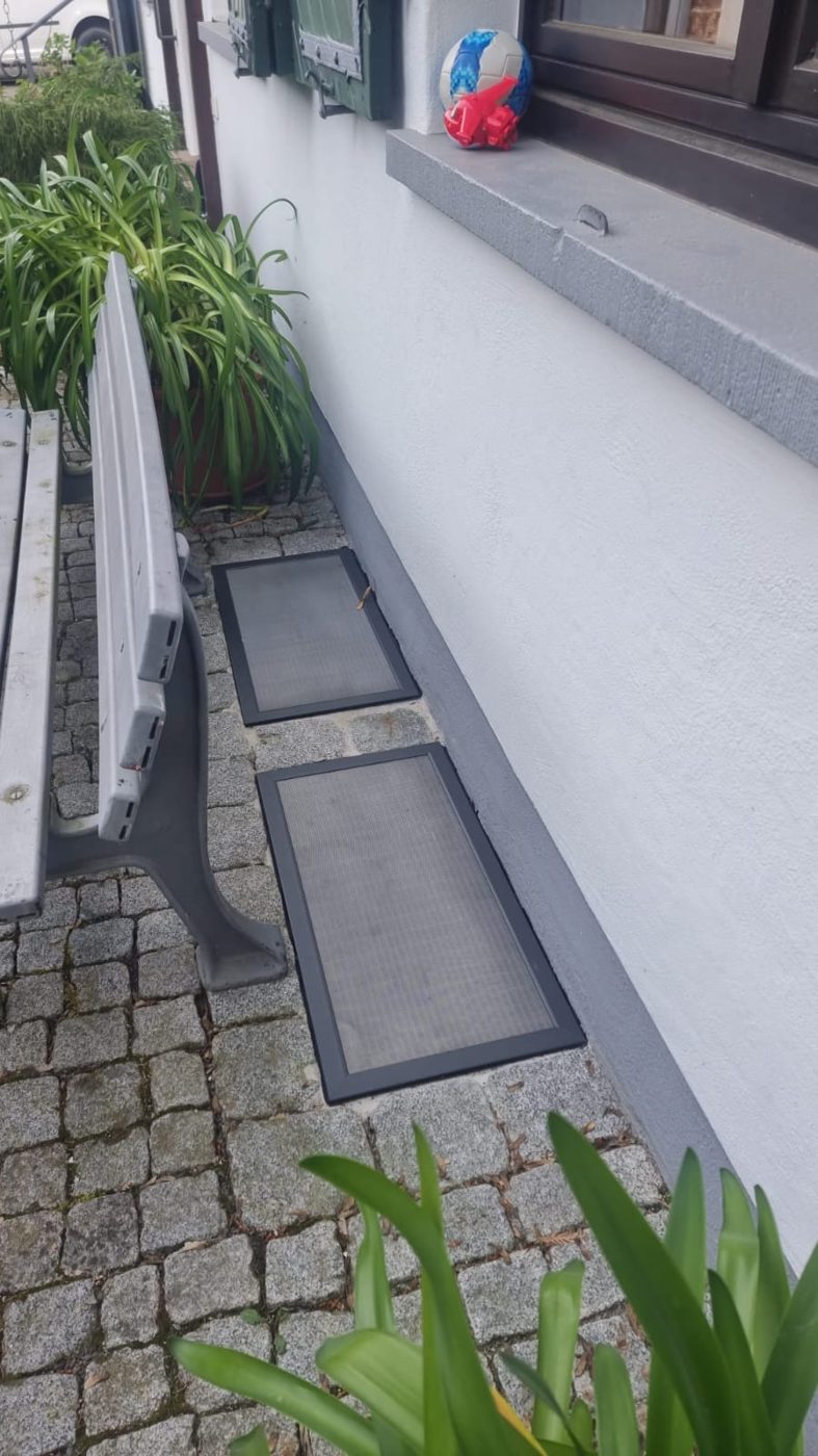 Haustür mit Außentreppe – WB Bauelemente Referenz