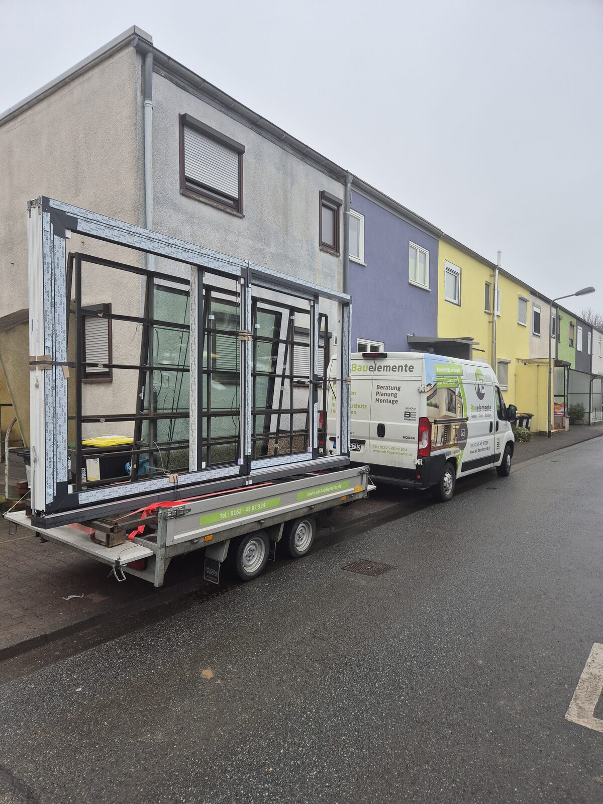 Transport der Fensterelemente – WB Bauelemente Referenz